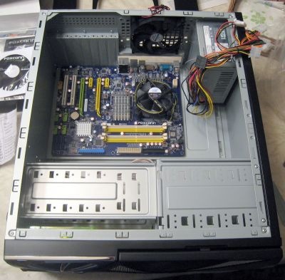 NewPC2008_CpuInMoboInCase